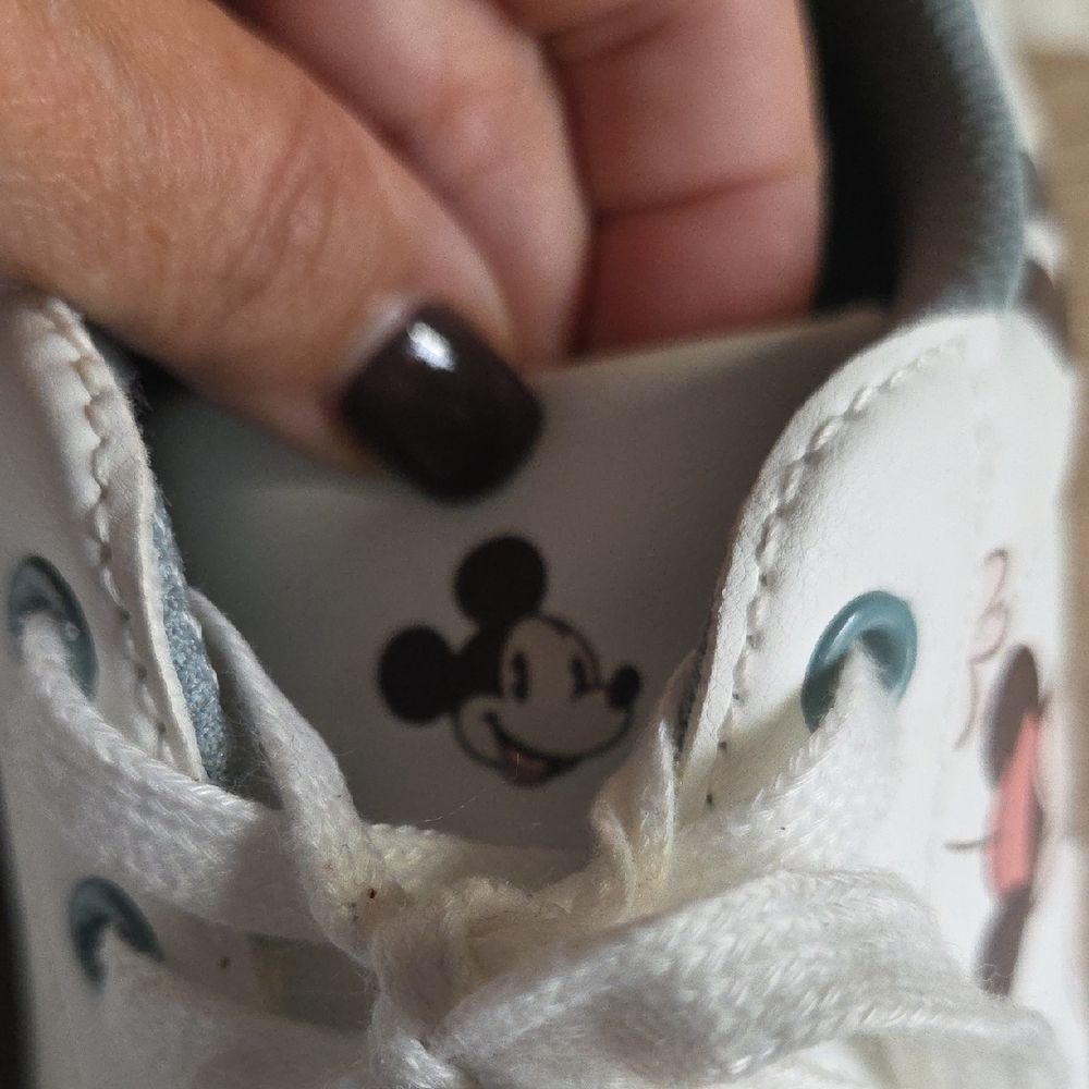 Disney White MINNIE & MICKEY Sneakers (Fits 7.5-8) - Picture 11 of 14
